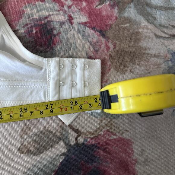 NWT Dominique 6000 Women's Comfort Fit Seamless Minimizer Bra in White Size 36D - Picture 6 of 10